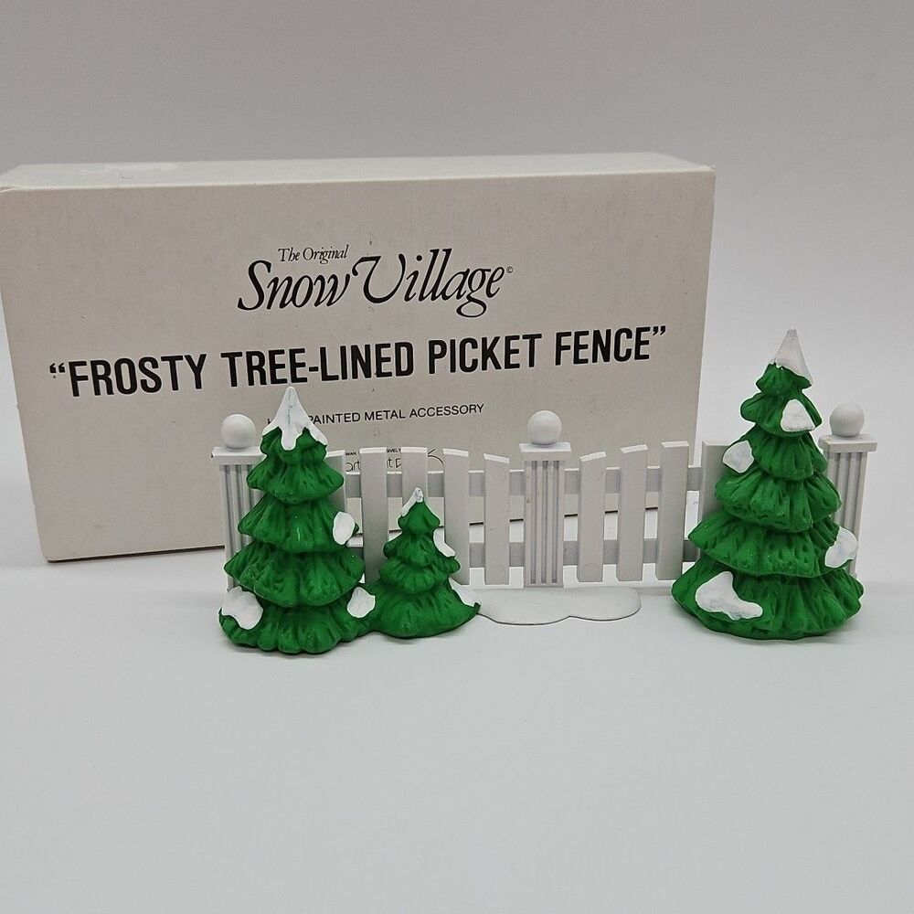 Dept 56 Frosty Tree Lined Picket Fence Metal - Snow Village 5207-8 w/ Box